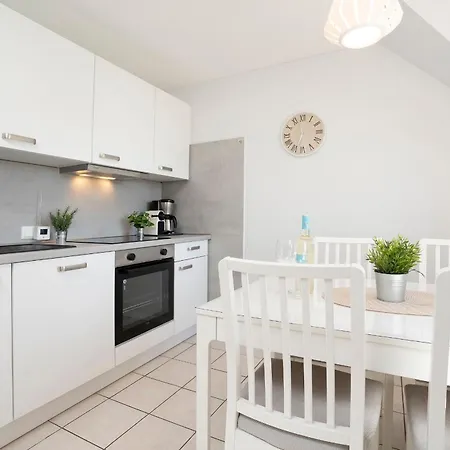 Appartementhausanlage Tiemann Huehnergott * קלנהוזן